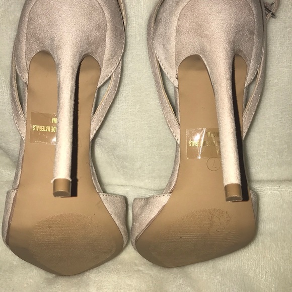 Nude suede heels - Picture 7 of 7